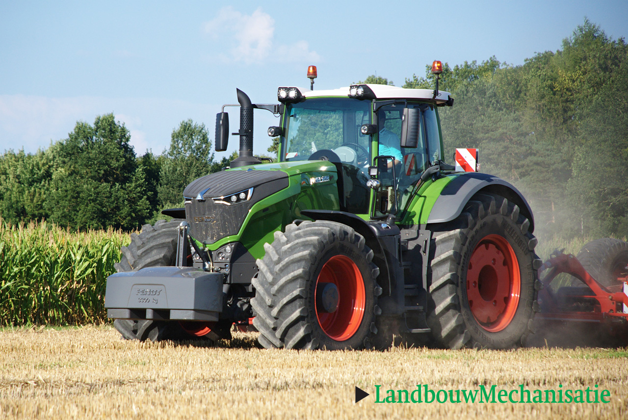 hoog slang films VIDEO: Fendt 1050 Vario, boordevol nieuwe techniek | LandbouwMechanisatie